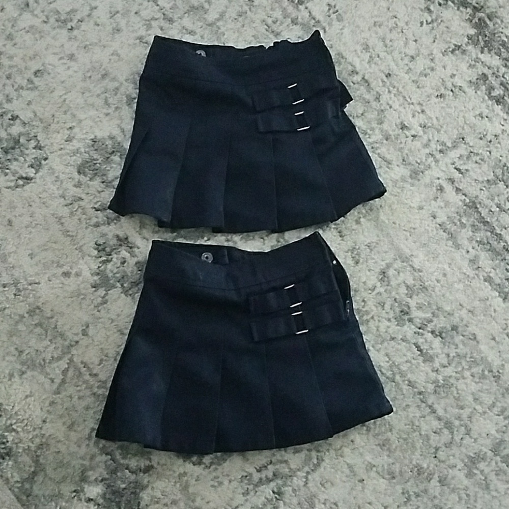 Navy Blue uniform skorts  2T